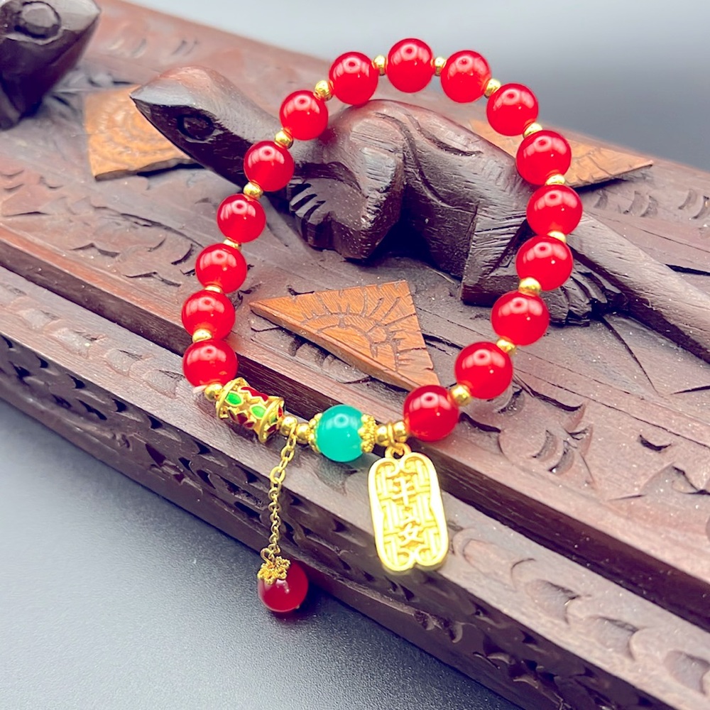 RETRO SYNTHETIC RED AGATE LUCKY BRACELET